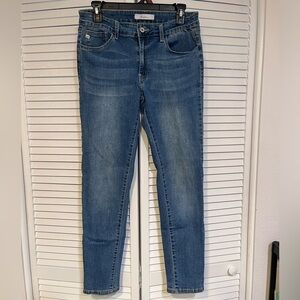 Kancan Women’s Skinny Jeans, Size 13.